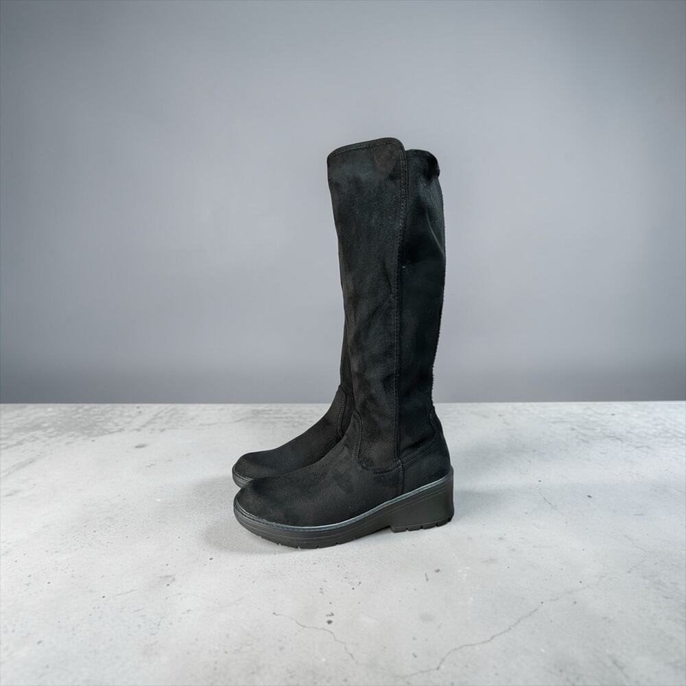 BZEES Black Vegan Knee High Boots Women’s Shoe Size 6.5M